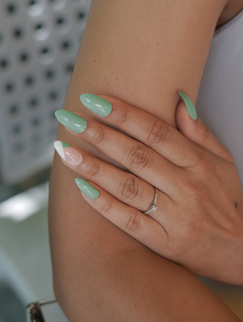 Moss & Moon Press On Nails