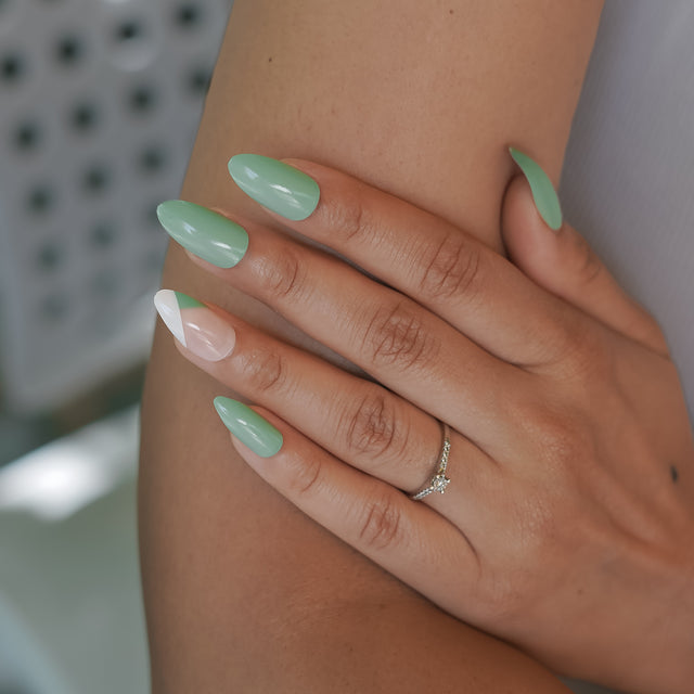 Moss & Moon Press On Nails