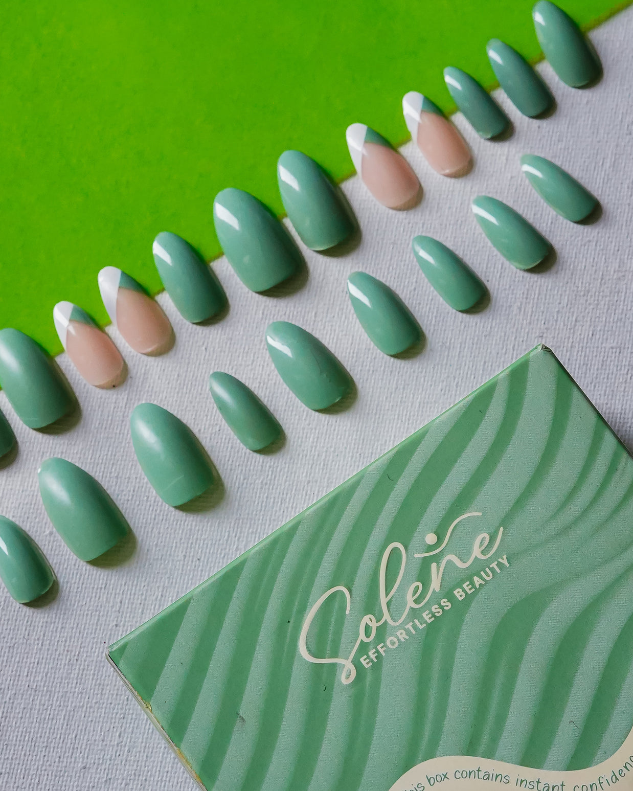 Moss & Moon Press On Nails